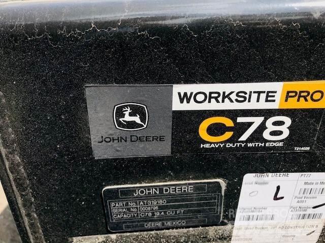 John Deere 325G لوادر صغيرة