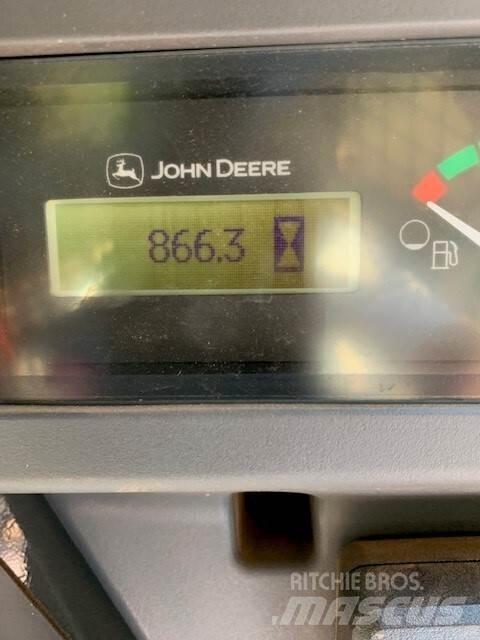 John Deere 333G لوادر صغيرة
