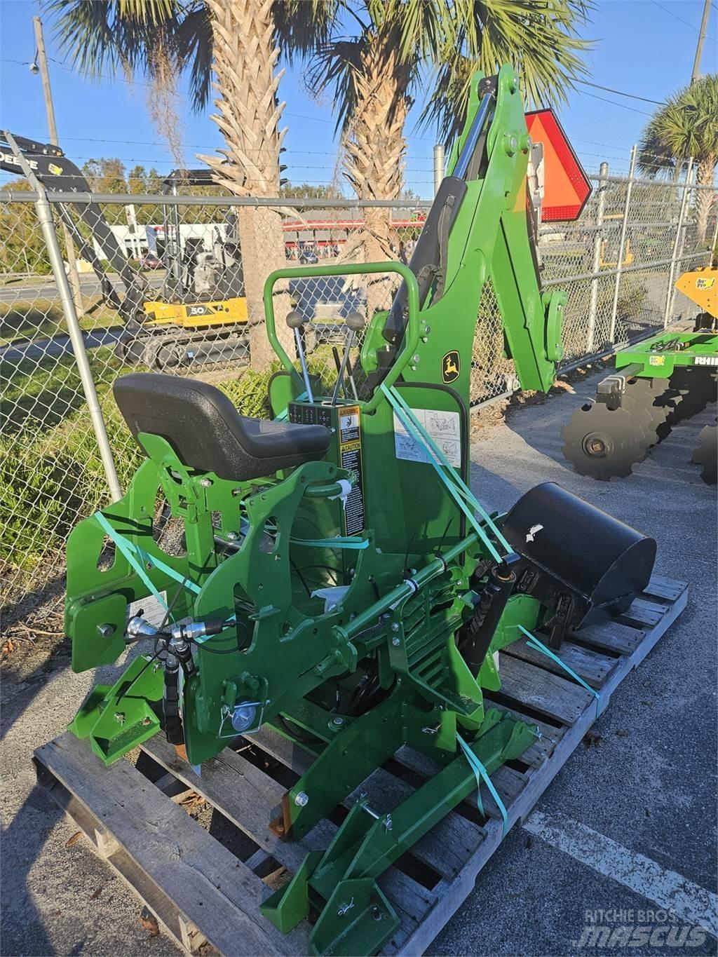 John Deere 375A ملحقات أخرى للجرارات
