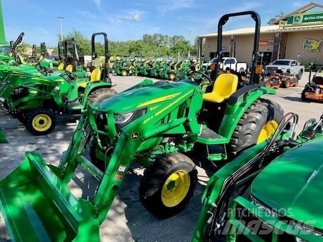 John Deere 4044M الجرارات