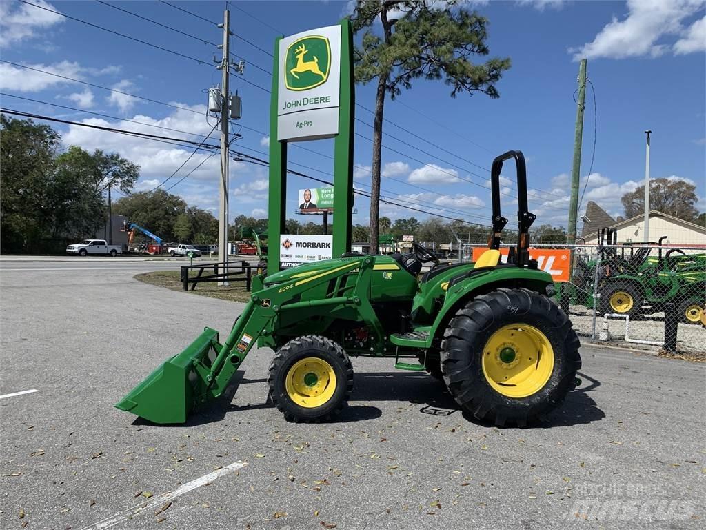 John Deere 4044M الجرارات