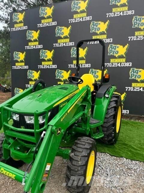 John Deere 4044R الجرارات