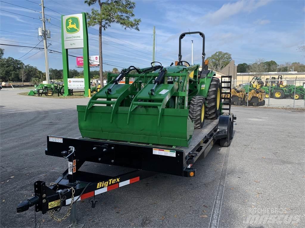 John Deere 4066M الجرارات