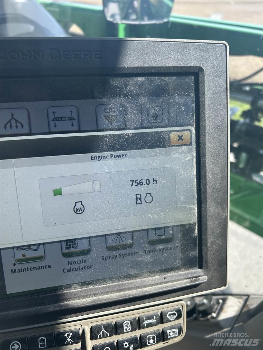 John Deere 408R الرشاشات