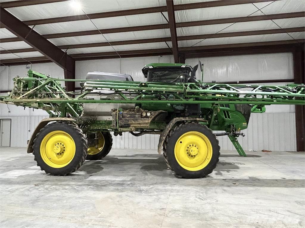 John Deere 412R الرشاشات