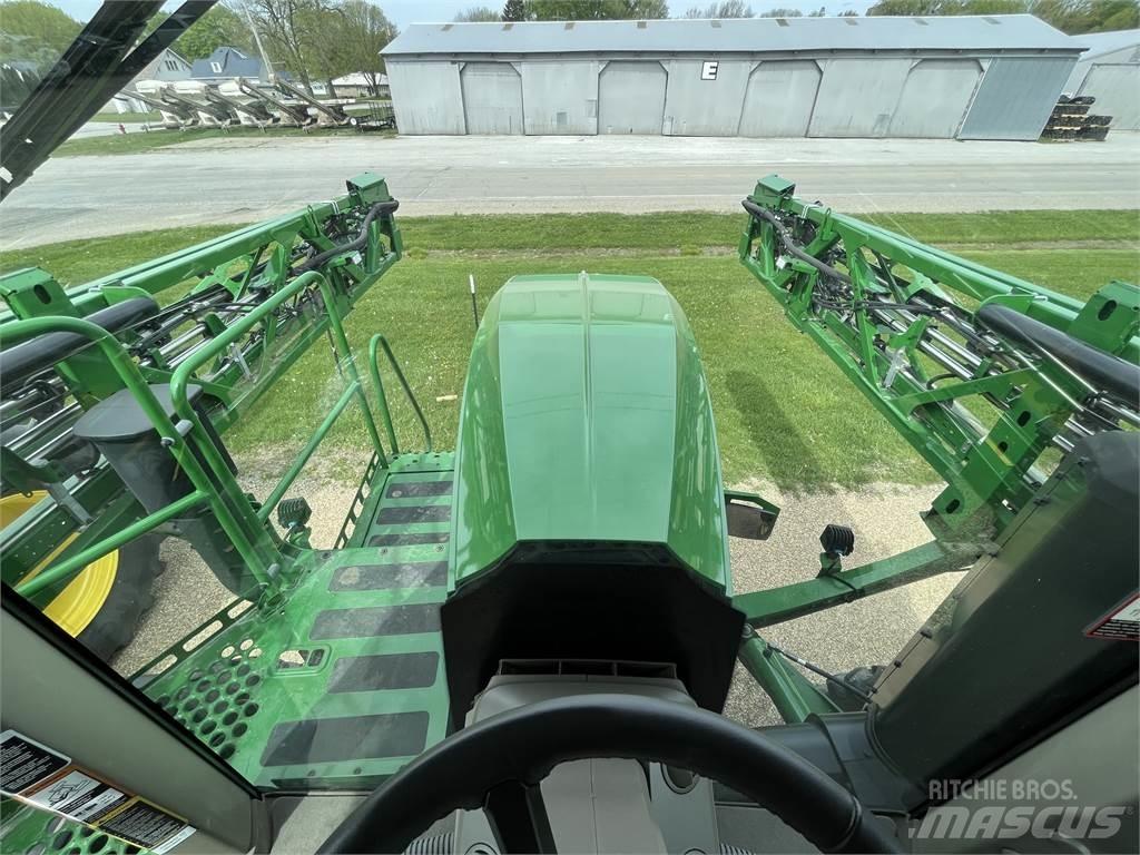 John Deere 412R الرشاشات