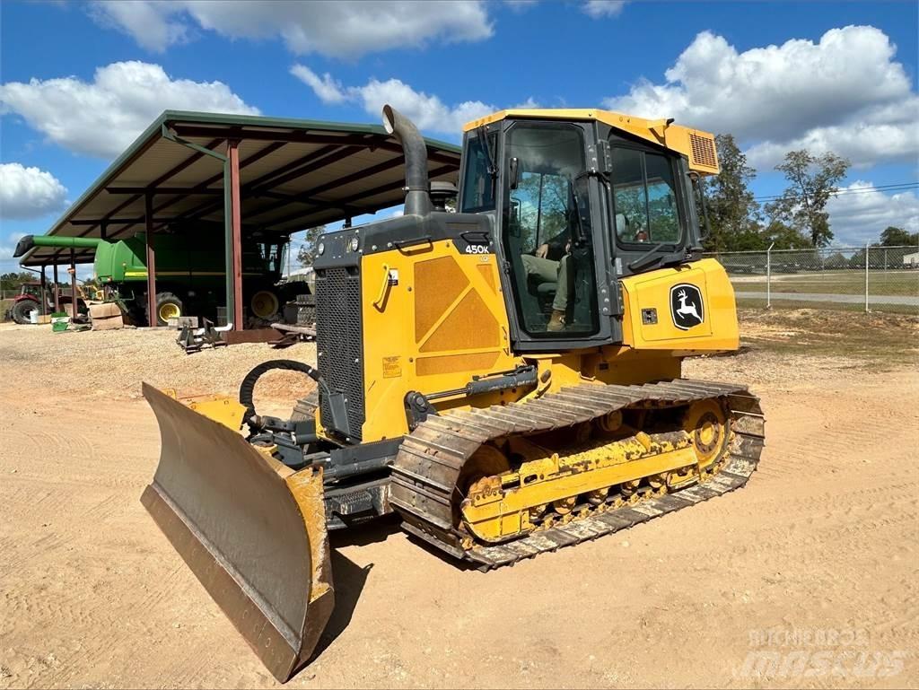 John Deere 450K بلدوزرات مجنزرة