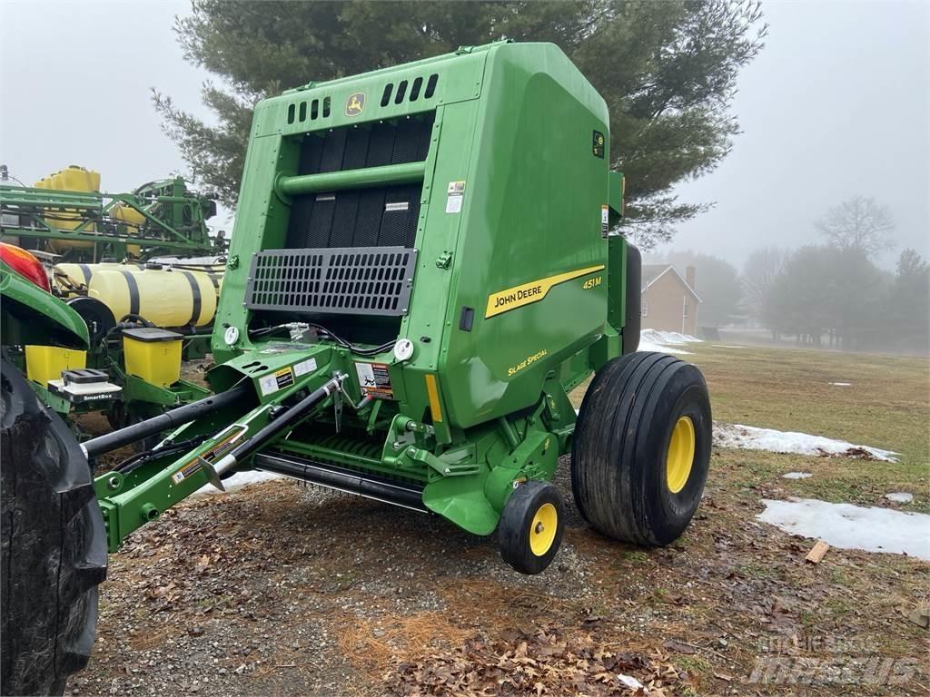 John Deere 451M محزمات مستديرة