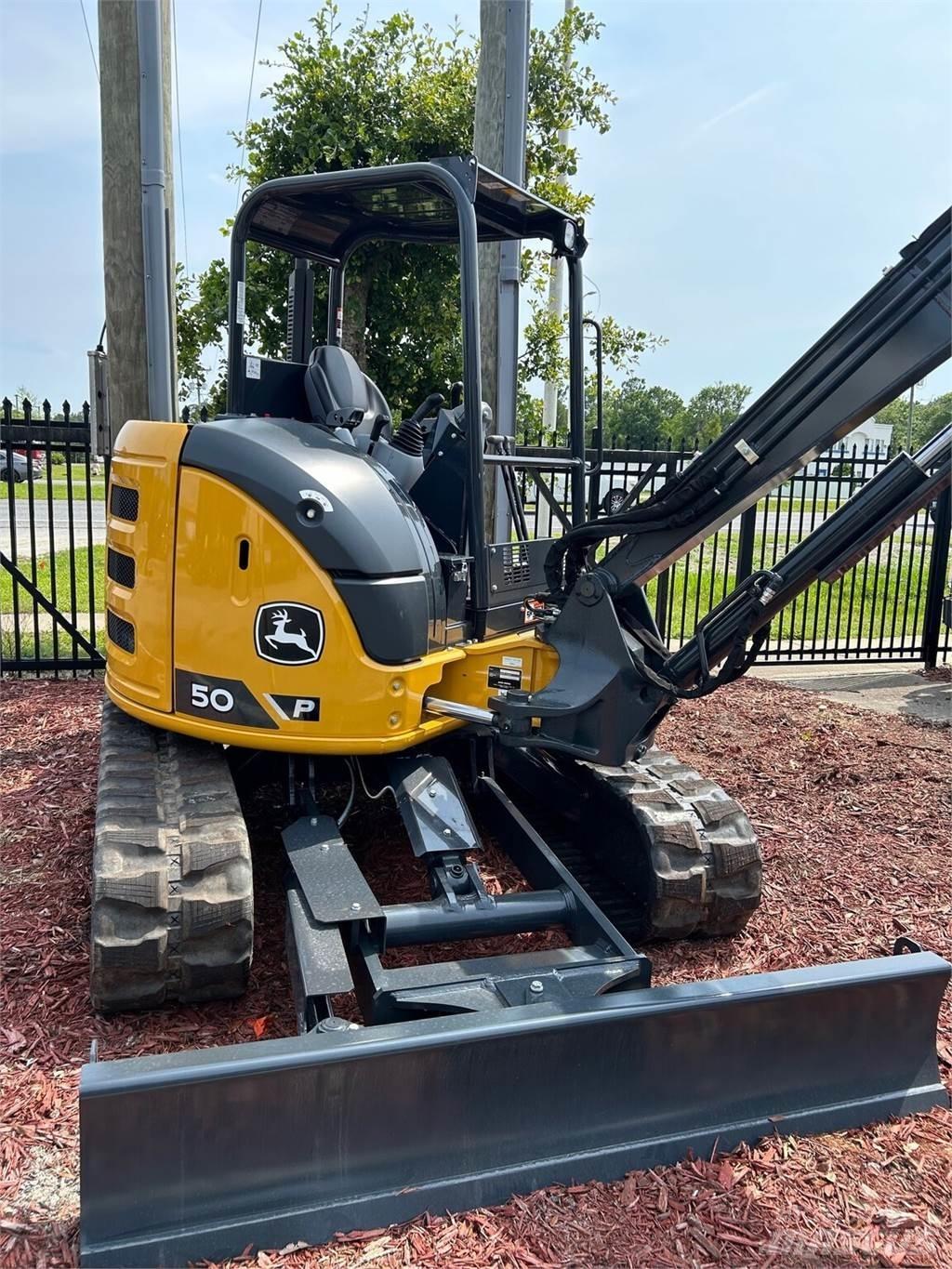 John Deere 50 P حفارات صغيرة أقل من 7 طن (حفارات صغيرة)