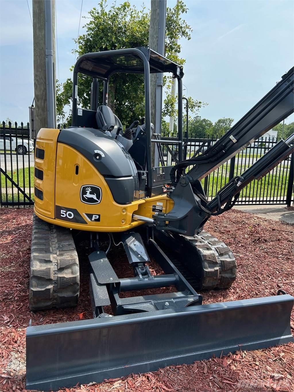 John Deere 50 P حفارات صغيرة أقل من 7 طن (حفارات صغيرة)
