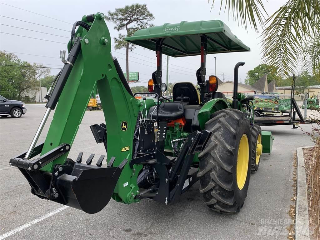 John Deere 5045E الجرارات
