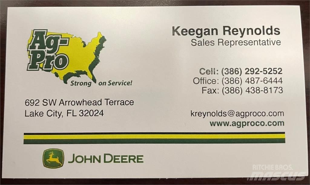 John Deere 5060E الجرارات