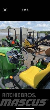 John Deere 5060E الجرارات