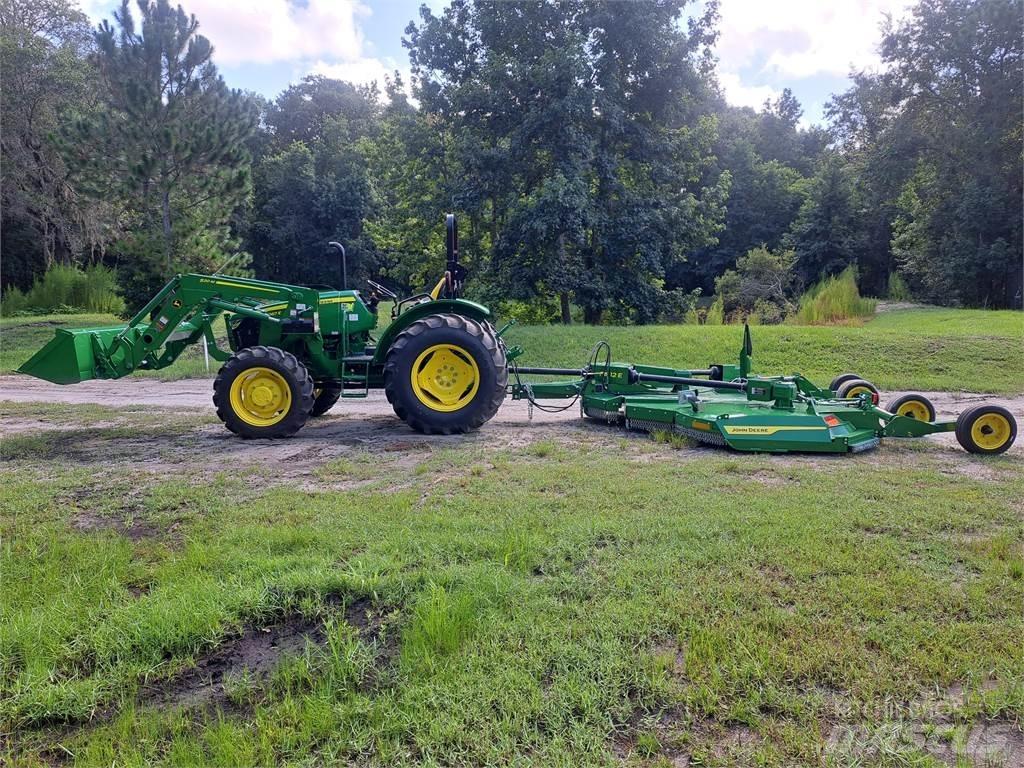 John Deere 5067E الجرارات
