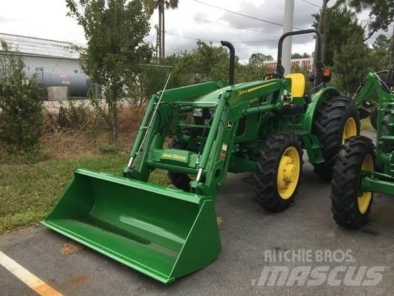 John Deere 5075E الجرارات