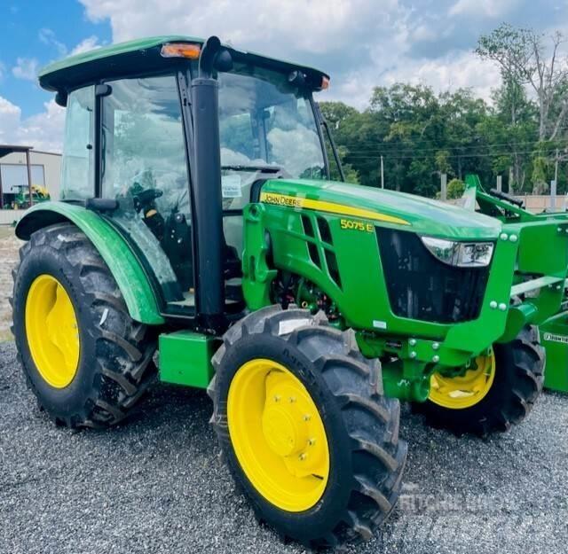 John Deere 5075E الجرارات