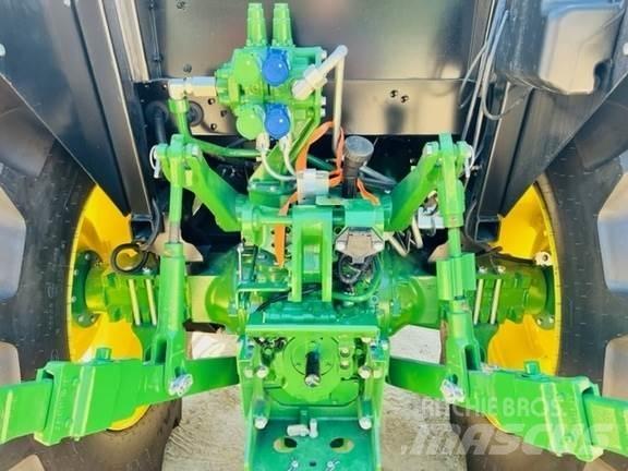 John Deere 5090E الجرارات