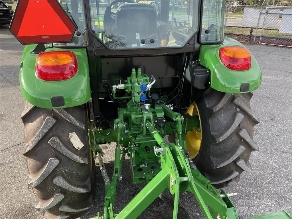 John Deere 5090E الجرارات