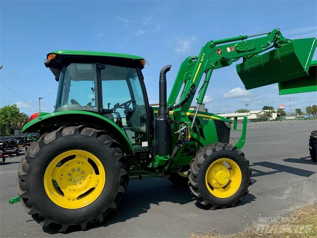 John Deere 5090E الجرارات