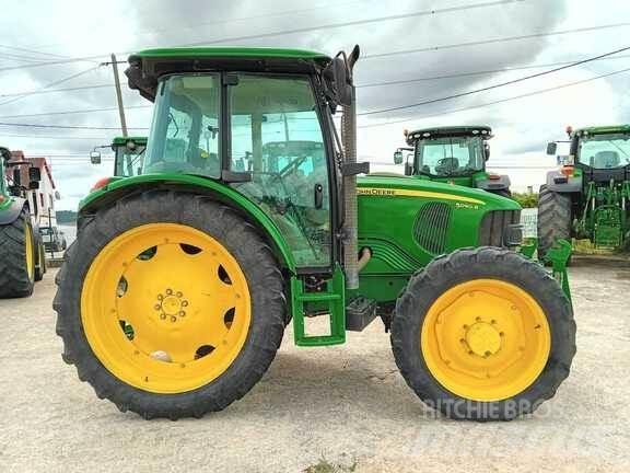 John Deere 5090R الجرارات