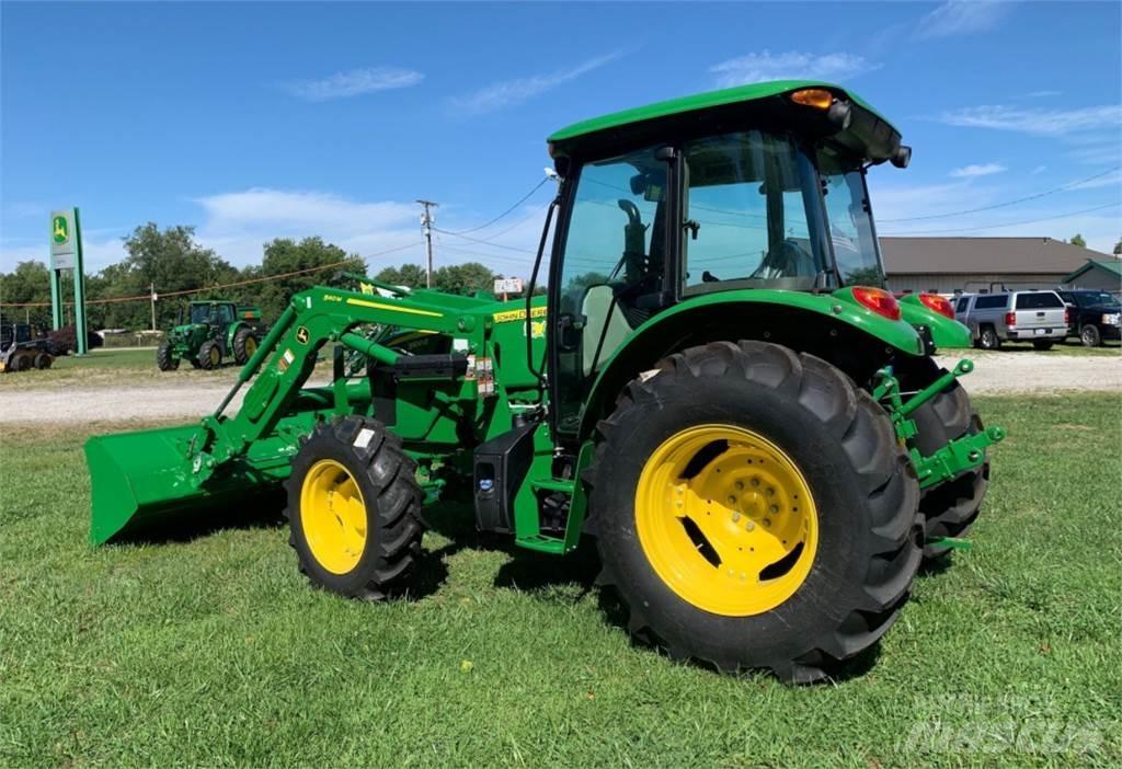 John Deere 5100E الجرارات