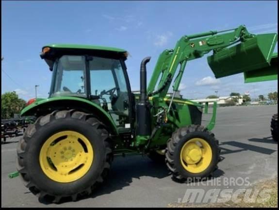 John Deere 5100E الجرارات