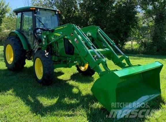 John Deere 5100E الجرارات