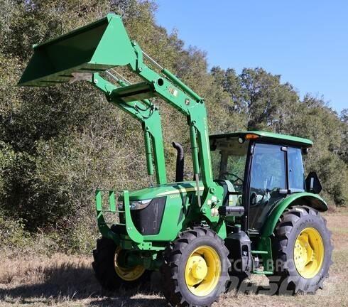 John Deere 5100E الجرارات