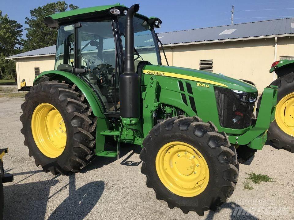 John Deere 5105M الجرارات