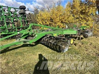 John Deere 512 ماكينات وملحقات زراعة أخرى