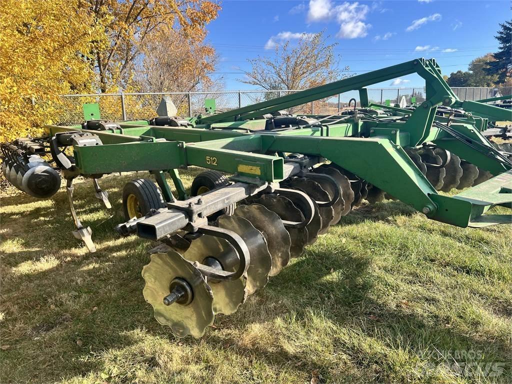 John Deere 512 ماكينات وملحقات زراعة أخرى