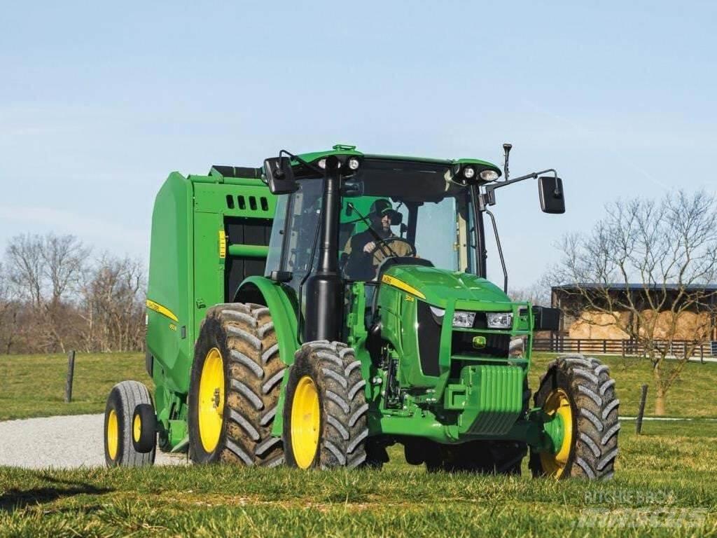 John Deere 5120M الجرارات