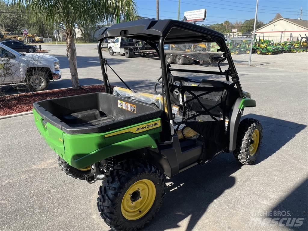 John Deere 560E ماكينات منفعة عامة