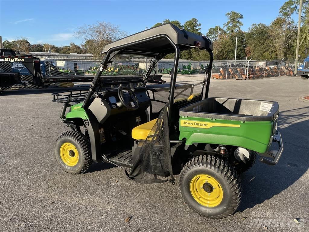 John Deere 590E ماكينات منفعة عامة