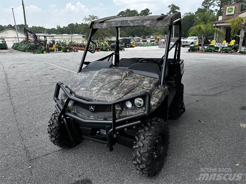 John Deere 590M ماكينات منفعة عامة