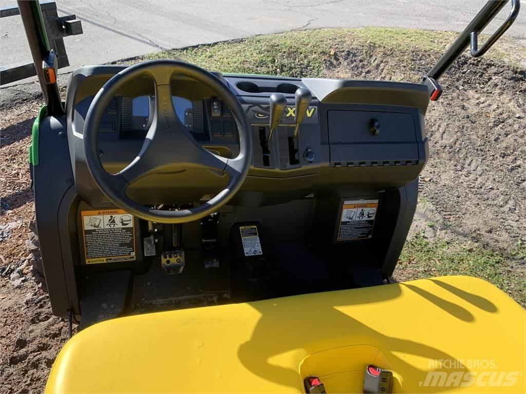 John Deere 590M ماكينات منفعة عامة