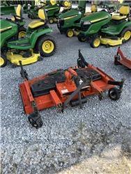 John Deere 60 ركوب الحشائش