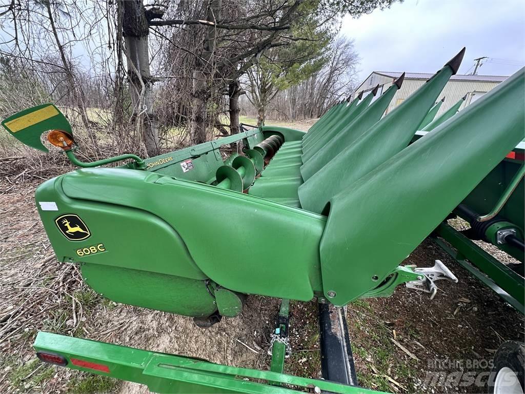 John Deere 608C ملحقات الحصادات