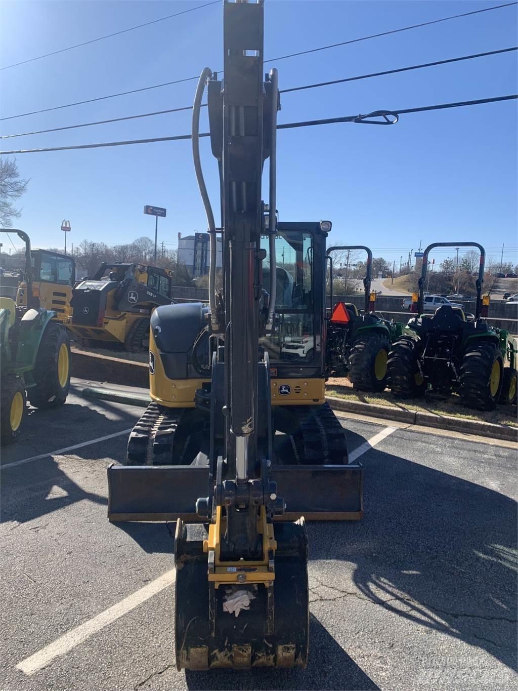 John Deere 60P حفارات طويلة الذراع