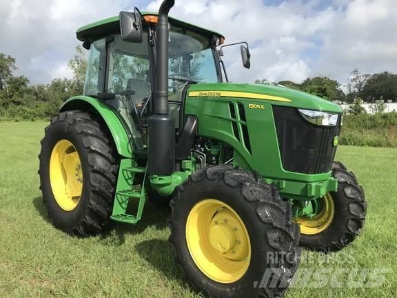 John Deere 6105E الجرارات