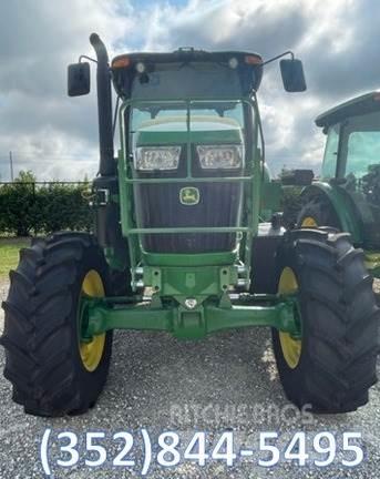 John Deere 6105E جرارات مدمجة