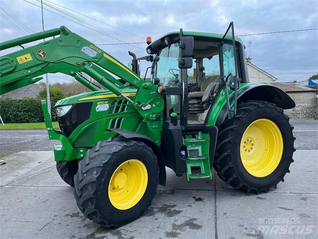 John Deere 6110M الجرارات