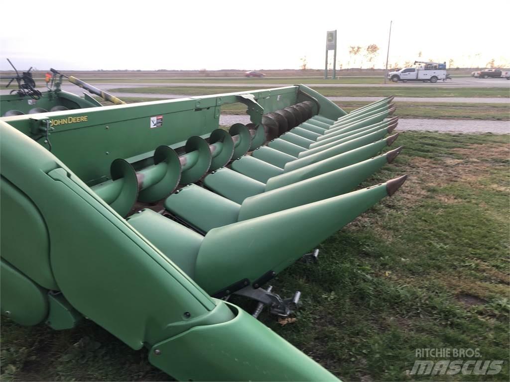 John Deere 612C ملحقات الحصادات
