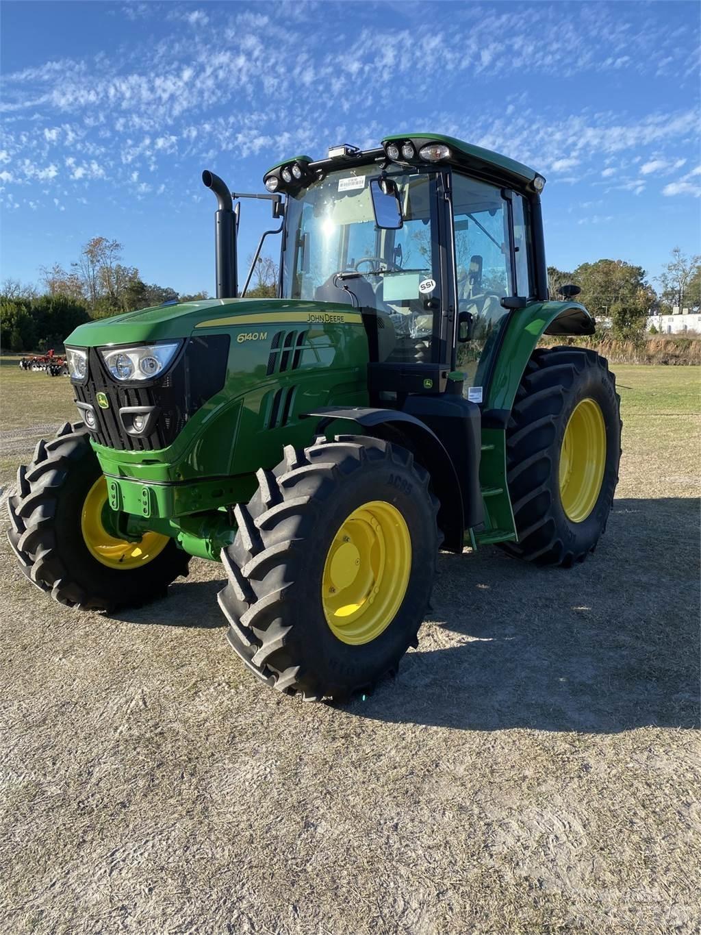 John Deere 6155M الجرارات