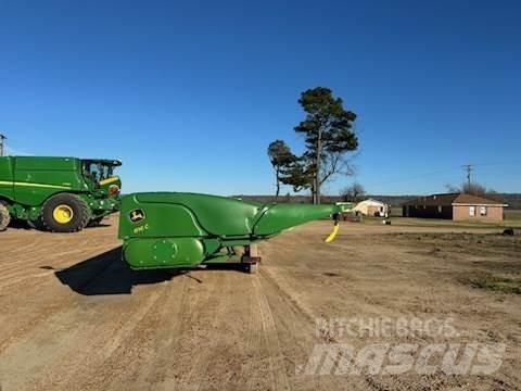 John Deere 616C ملحقات الحصادات