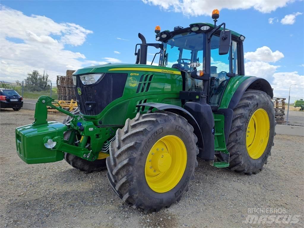 John Deere 6175M الجرارات