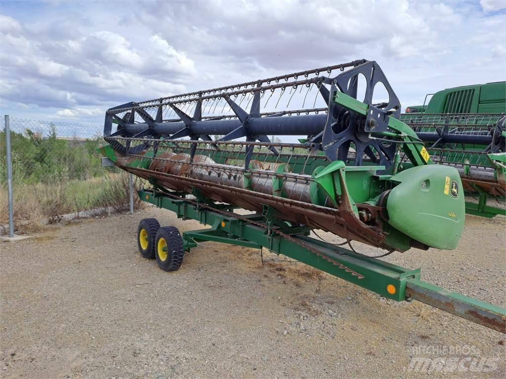 John Deere 620R ملحقات الحصادات