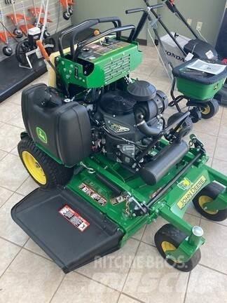 John Deere 636M ركوب الحشائش