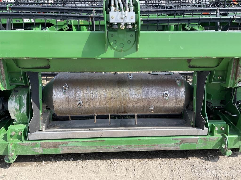 John Deere 640FD ملحقات الحصادات