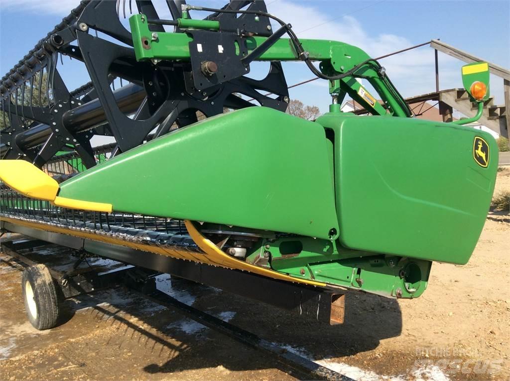 John Deere 640FD ملحقات الحصادات
